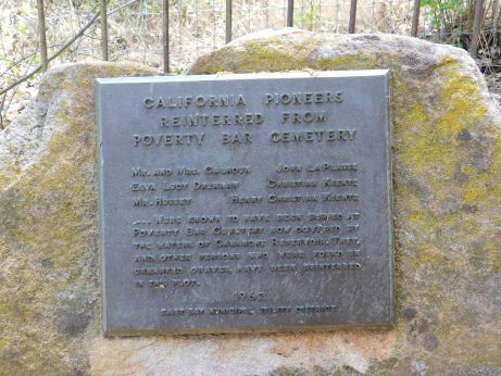 [Picture of Poverty Bar cemetery plaque]